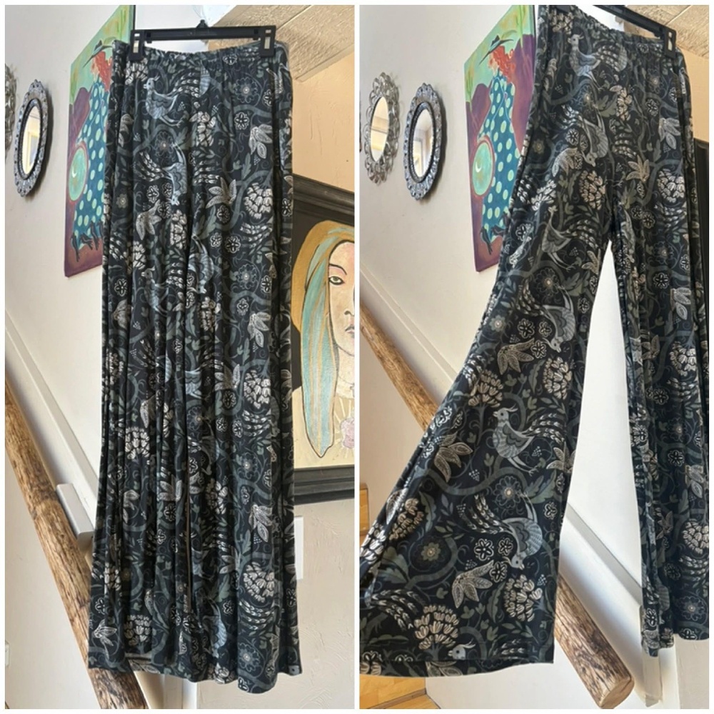 Gudrun Sjoden Modal Flare Black with Gray Birds Pants EUC Sz Small